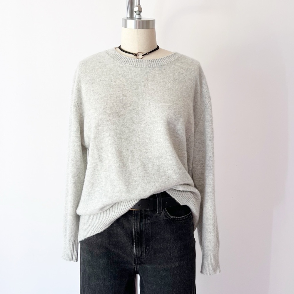 Short Story Gray Cashmere Sweater, Super‎ Soft, Cozy, Knit
